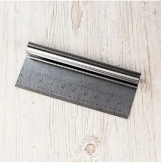 Шпатель-скребок кондитерский 25см