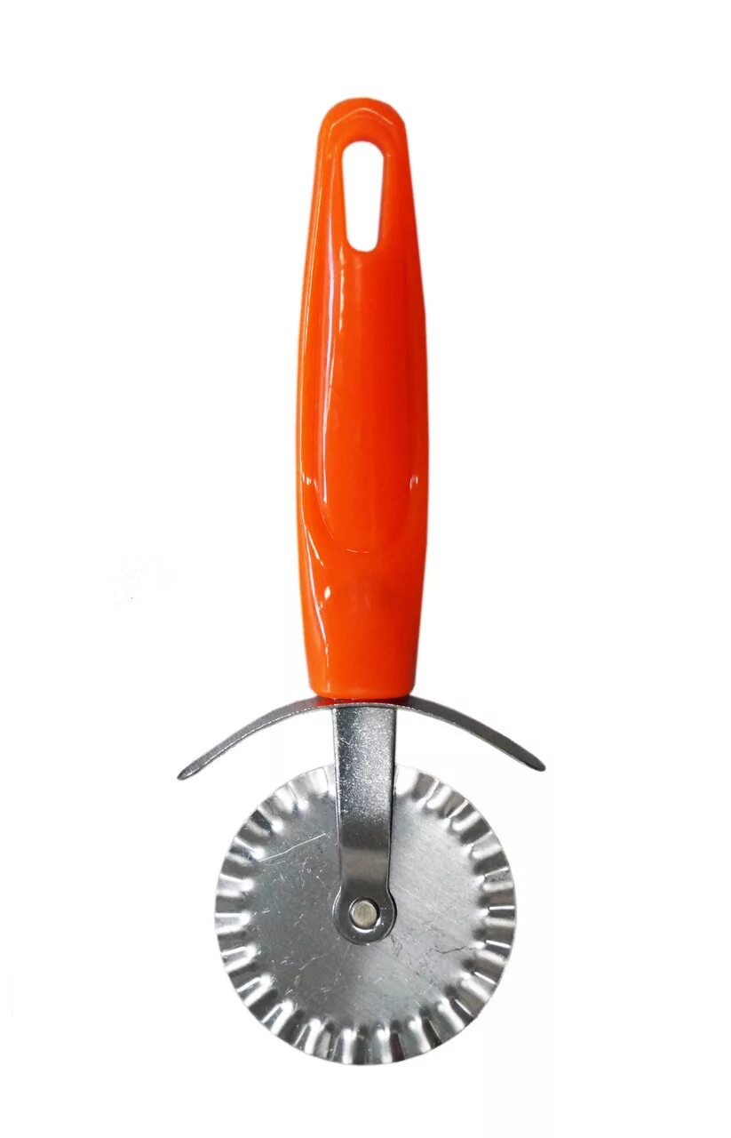 Тесторезка рифленый с оранжевий ручкой на блистере